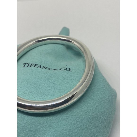 SOLD!!!! Tiffany & Co. Round Tube Oval Classic Bangle Brace 7 1/4” Pouch - Picture 4 of 8